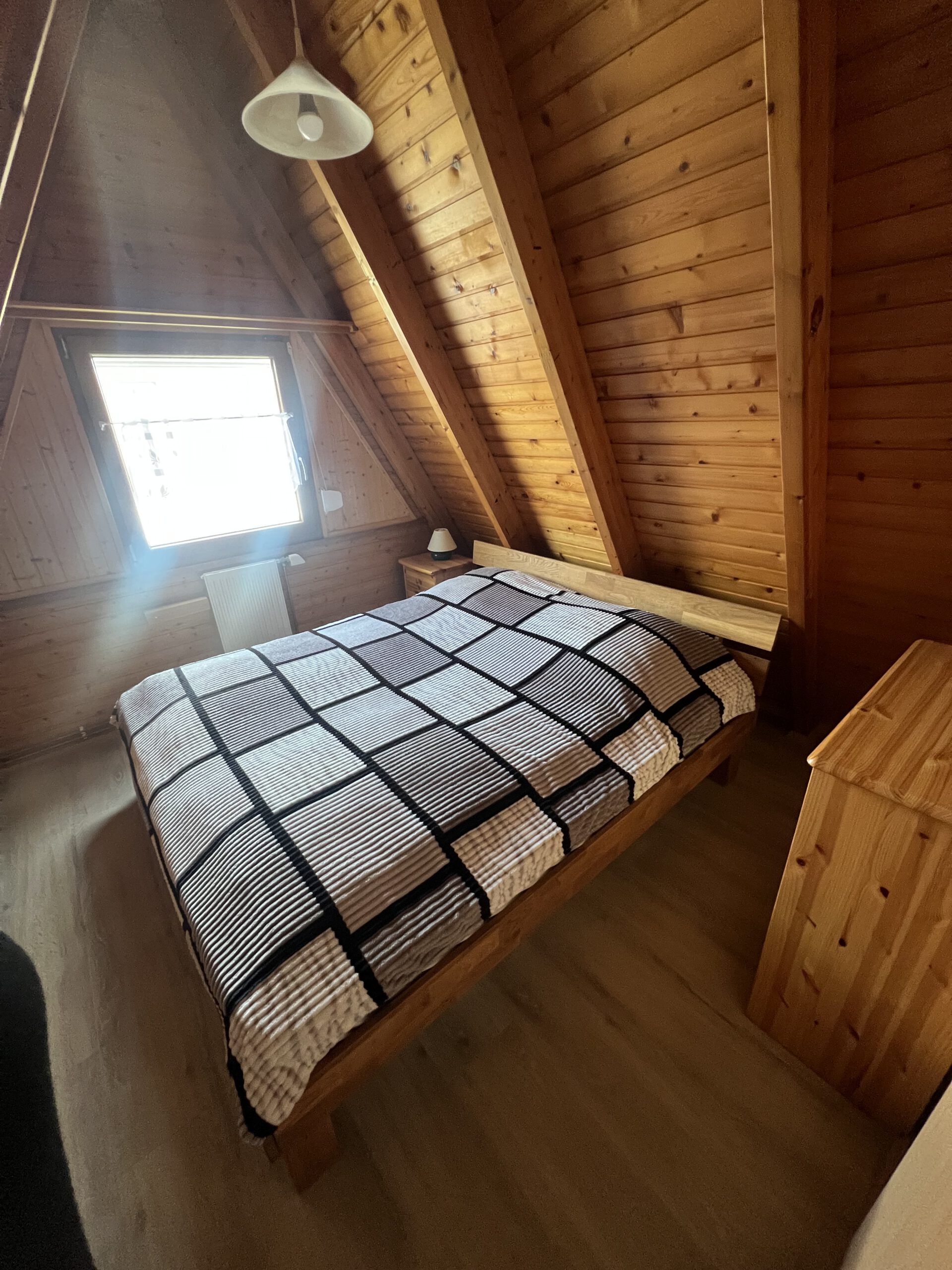 Doppelbettschlafzimmer2