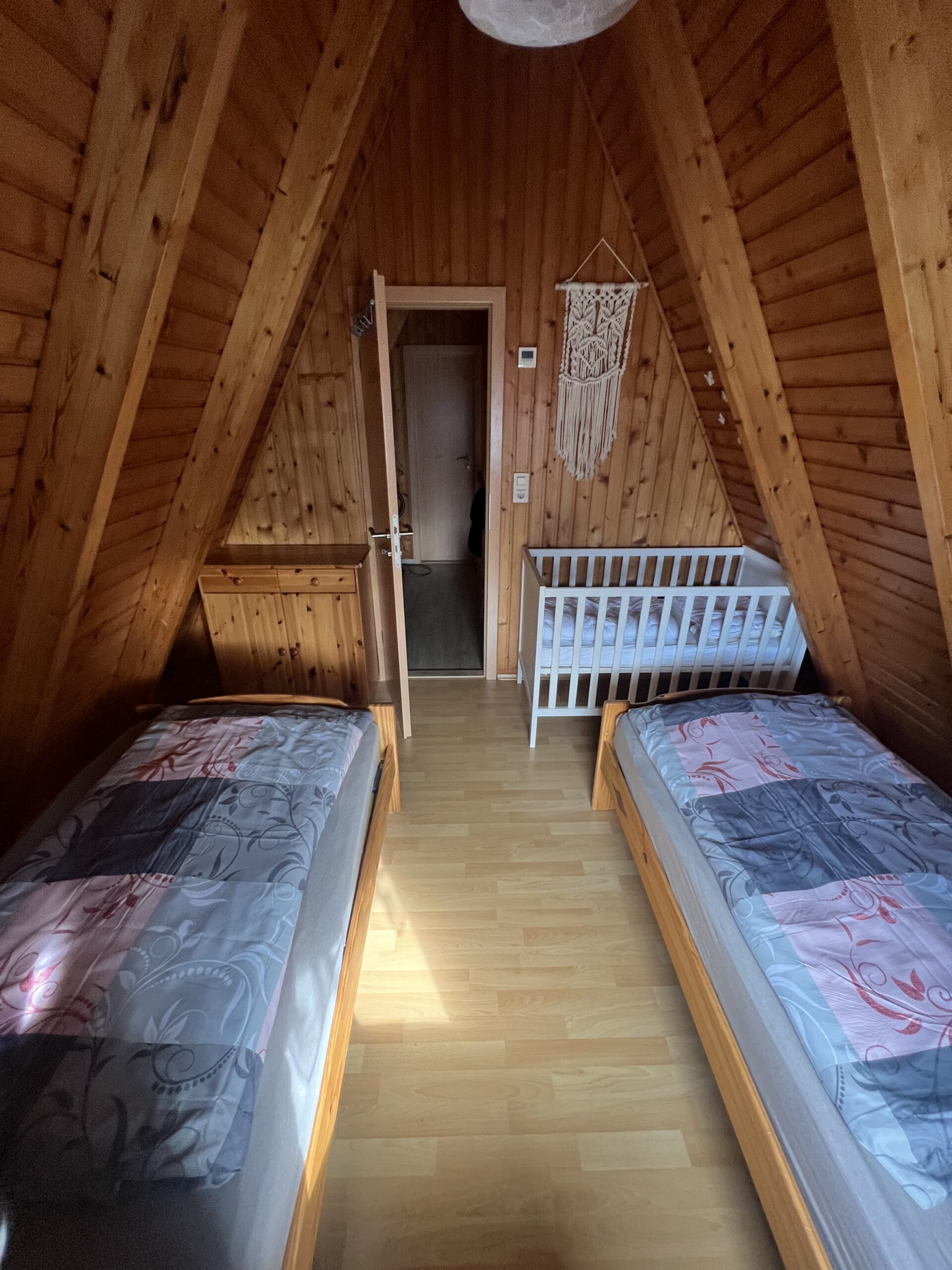 Einzelbettschlafzimmer