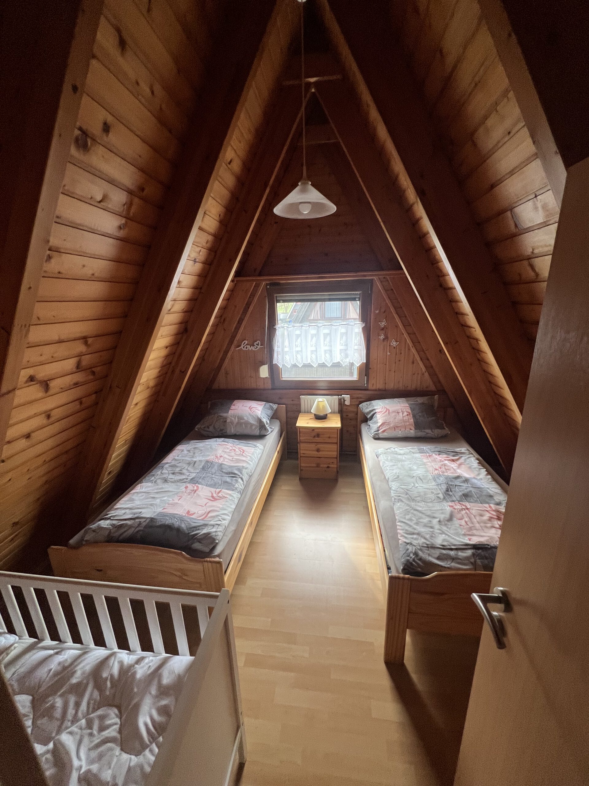 Einzelbettschlafzimmer2